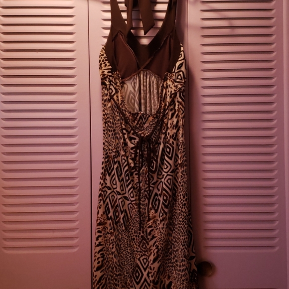 Dress - Picture 2 of 2